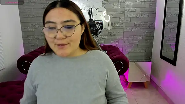 conniejames m online show from October 16, 12:50 pm