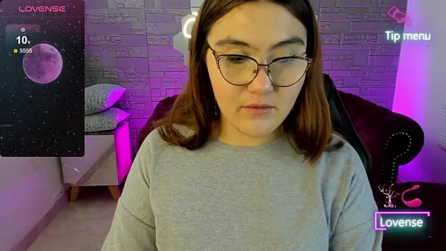 Snapshot of conniejames_m chatting on February 18, 1:29 pm conniejames m online show from February 18, 1:29 pm