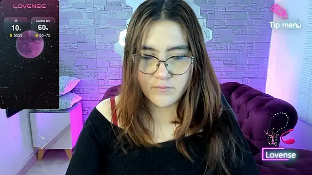 Snapshot of conniejames_m chatting on February 20, 1:22 pm conniejames m online show from February 20, 1:22 pm