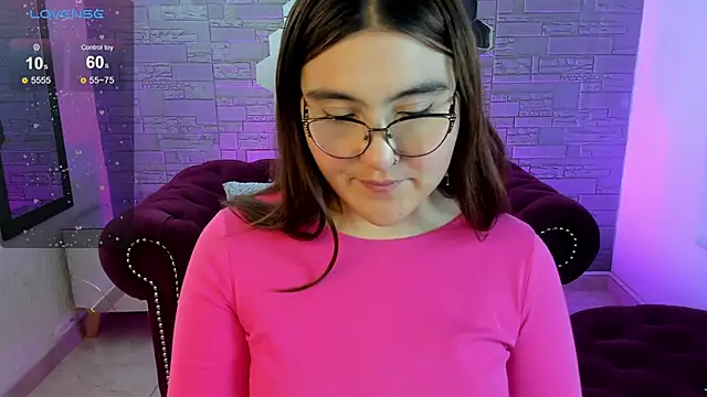 Snapshot of conniejames_m chatting on March 5, 1:40 pm conniejames m online show from March 5, 1:40 pm