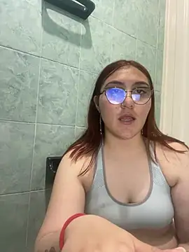 Snapshot of conniejames_m chatting on March 16, 2:39 am conniejames m online show from March 16, 2:39 am