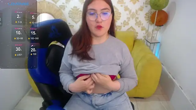 Snapshot of conniejames_m chatting on March 31, 10:59 am conniejames m online show from March 31, 10:59 am