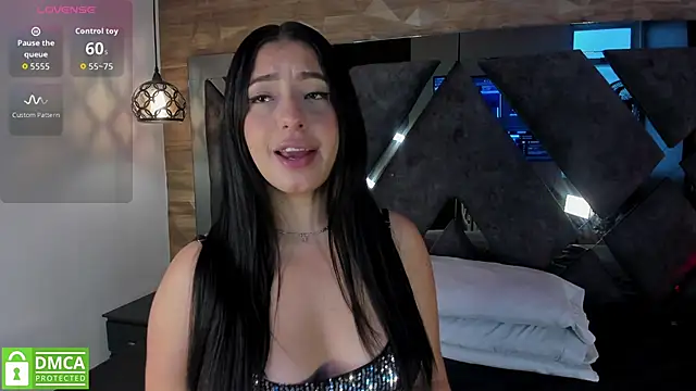 Snapshot of Venus_velez_ chatting on February 25, 12:59 pm Venus velez online show from February 25, 12:59 pm