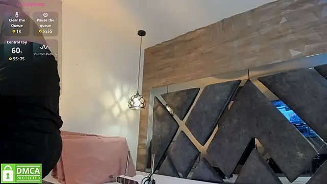 Snapshot of Venus_velez_ chatting on April 29, 12:20 pm Venus velez online show from April 29, 12:20 pm