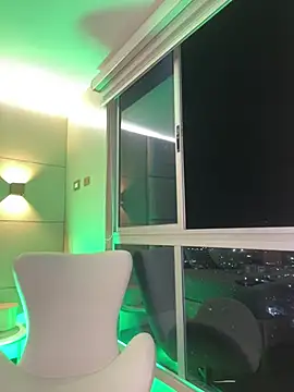 SaharaRush  online show from February 4, 1:23 am