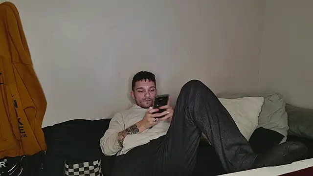 JackDesFeux online show from January 13, 4:39 am