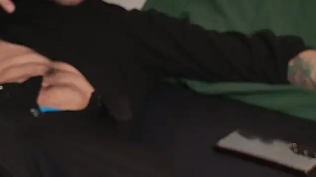 Snapshot of JackDesFeux chatting on December 21, 10:28 pm JackDesFeux online show from December 21, 10:28 pm