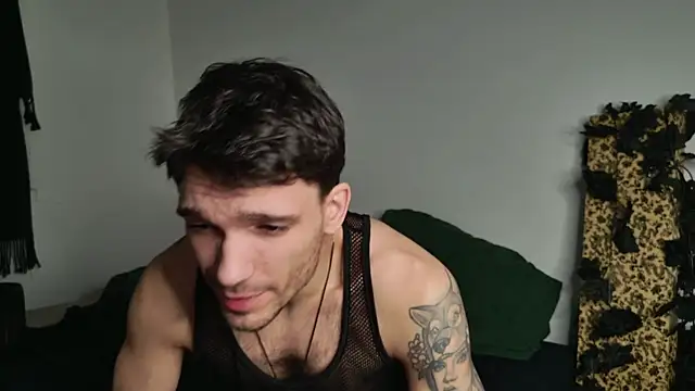 Snapshot of JackDesFeux chatting on January 17, 12:32 pm JackDesFeux online show from January 17, 12:32 pm