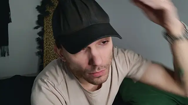 Snapshot of JackDesFeux chatting on February 6, 9:29 pm JackDesFeux online show from February 6, 9:29 pm