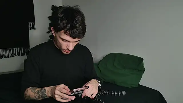 Snapshot of JackDesFeux chatting on February 10, 11:14 am JackDesFeux online show from February 10, 11:14 am