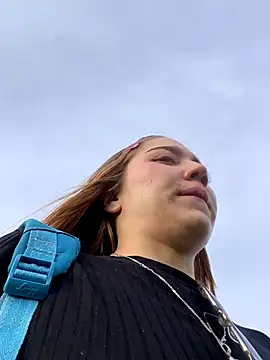 melody-dy online show from October 29, 9:49 pm