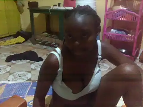Snapshot of hotpristine chatting on January 4, 1:10 am hotpristine online show from January 4, 1:10 am