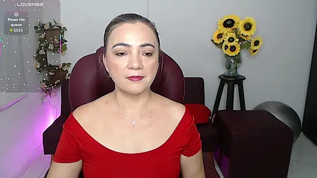 Snapshot of ana_milf chatting on March 28, 1:54 pm ana milf online show from March 28, 1:54 pm