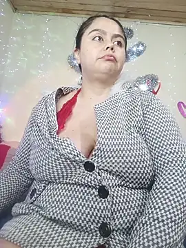 Snapshot of celestehot707rs chatting on December 18, 5:57 am celestehot707rs online show from December 18, 5:57 am