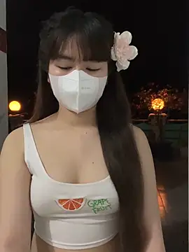 BabyThree  online show from January 12, 1:37 pm