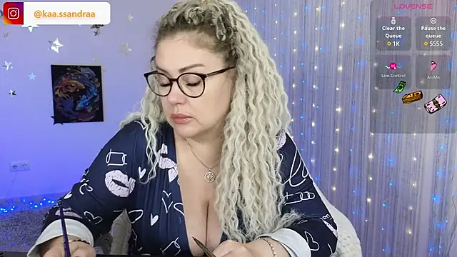 misskaassandraa online show from December 22, 12:49 pm