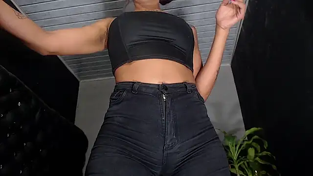 Snapshot of Kitie_Petarda chatting on September 19, 5:57 pm Kitie Petarda online show from September 19, 5:57 pm