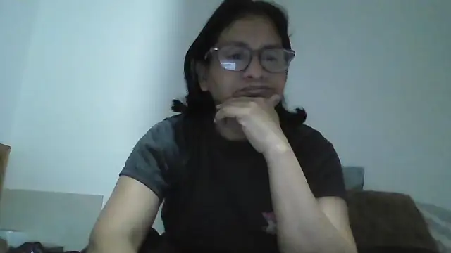 titssmall123 online show from November 24, 11:15 pm