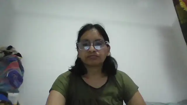 titssmall123 online show from November 28, 6:43 pm