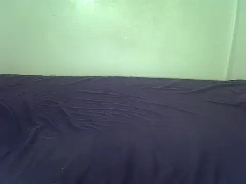 laetitia  online show from November 26, 10:55 pm