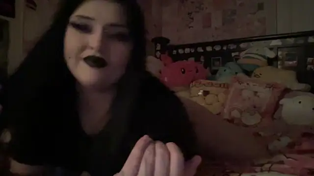 FaeKelly online show from January 7, 4:37 am