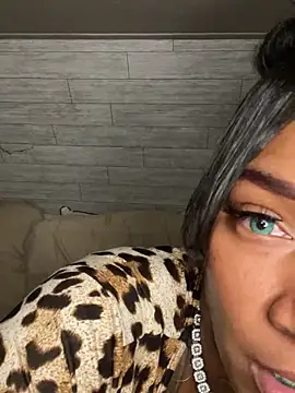 CUMQUEEN-XXX69 online show from September 23, 6:49 am