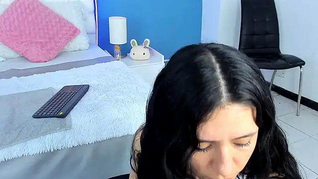 KyleRosee online show from February 6, 12:37 pm