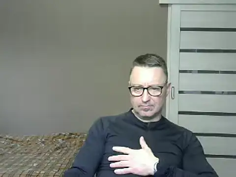 Snapshot of HarrySnake chatting on January 31, 7:29 am HarrySnake online show from January 31, 7:29 am