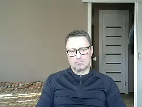 Snapshot of HarrySnake chatting on February 25, 12:24 pm HarrySnake online show from February 25, 12:24 pm