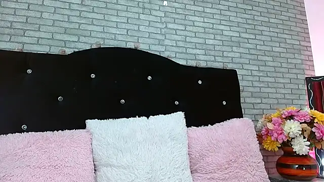 Baby Lovehot 1 online show from September 12, 2:06 pm