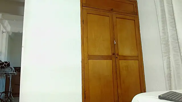 Snapshot of Baby_Lovehot_1 chatting on April 1, 2:14 pm Baby Lovehot 1 online show from April 1, 2:14 pm