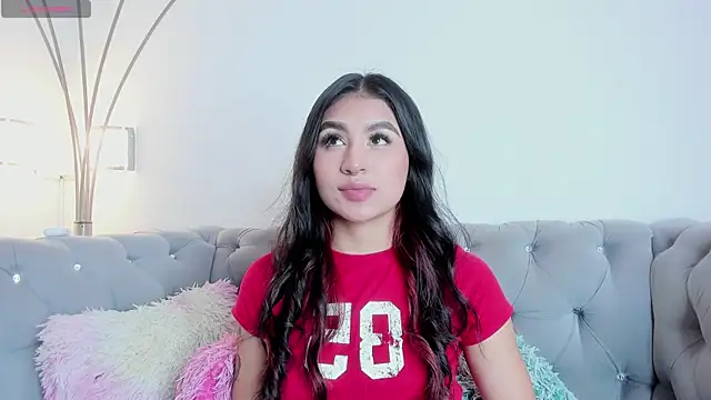 Snapshot of Zayda_1 chatting on December 26, 7:05 pm Zayda 1 online show from December 26, 7:05 pm