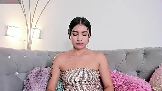 Snapshot of Zayda_1 chatting on December 31, 9:17 pm Zayda 1 online show from December 31, 9:17 pm