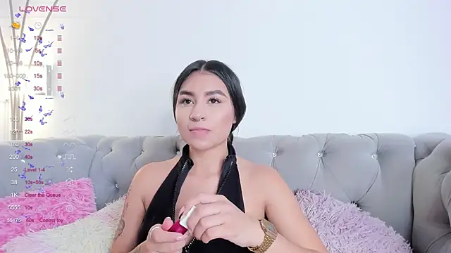 Snapshot of Zayda_1 chatting on January 10, 7:11 pm Zayda 1 online show from January 10, 7:11 pm