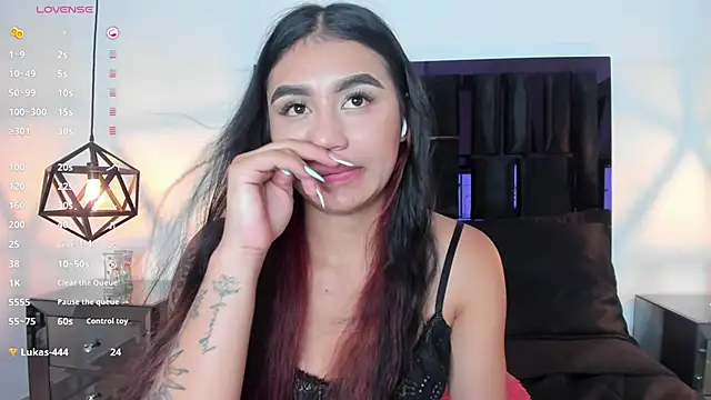 Snapshot of Zayda_1 chatting on January 28, 11:07 pm Zayda 1 online show from January 28, 11:07 pm