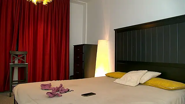 Snapshot of Yanira_Muslim chatting on January 10, 5:20 am Yanira Muslim online show from January 10, 5:20 am