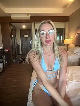 Liana Lou online show from April 2, 6:55 am