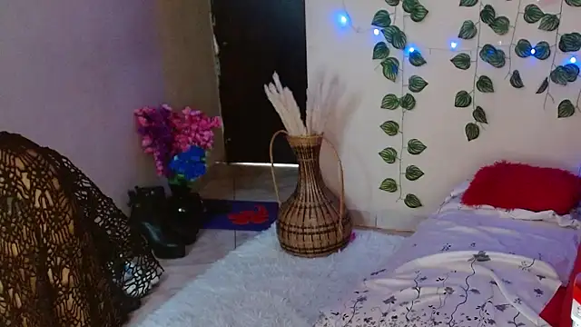 Latin Mature975 online show from February 2, 2:13 pm