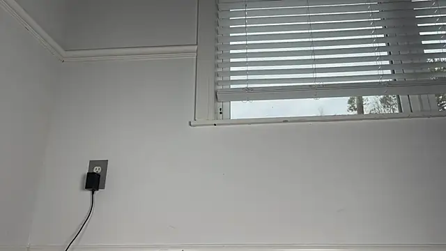 Snapshot of Theonlydreamybull chatting on February 8, 8:01 pm Theonlydreamybull online show from February 8, 8:01 pm