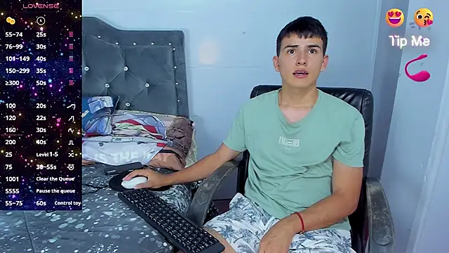 Jacobb Lee online show from February 4, 4:13 pm