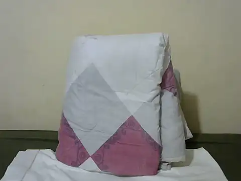 wetberrry online show from October 14, 5:58 pm