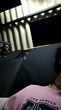 Snapshot of rebekka_simpson chatting on January 6, 11:31 pm rebekka simpson online show from January 6, 11:31 pm