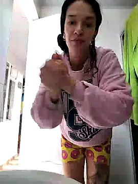 Snapshot of rebekka_simpson chatting on January 27, 8:07 pm rebekka simpson online show from January 27, 8:07 pm