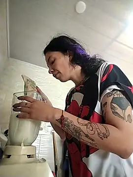 rebekka simpson online show from February 19, 1:18 pm