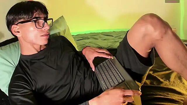 Teo skinny online show from March 22, 1:00 am