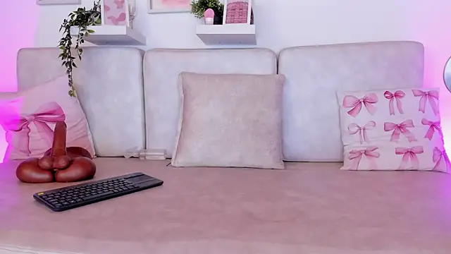 Malka Burning online show from November 7, 8:09 pm