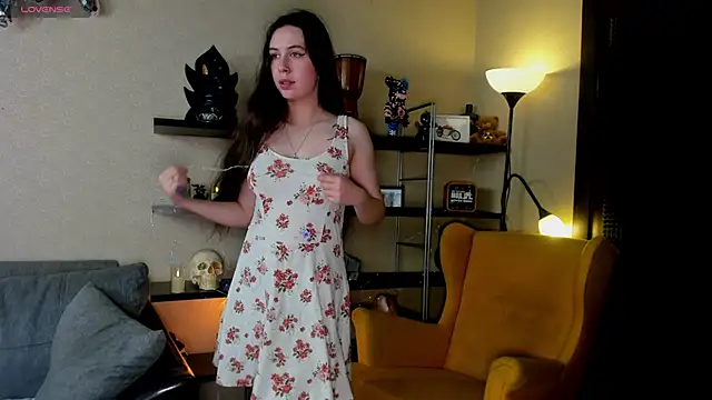 Snapshot of Kete_Moon chatting on January 15, 2:49 am Kete Moon online show from January 15, 2:49 am