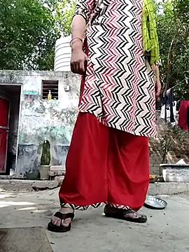 Hot-rubina online show from May 15, 3:57 am