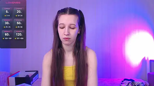 ur kitty   online show from December 4, 9:07 am