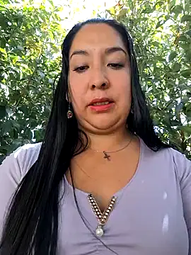 Bella keny online show from December 11, 3:37 pm